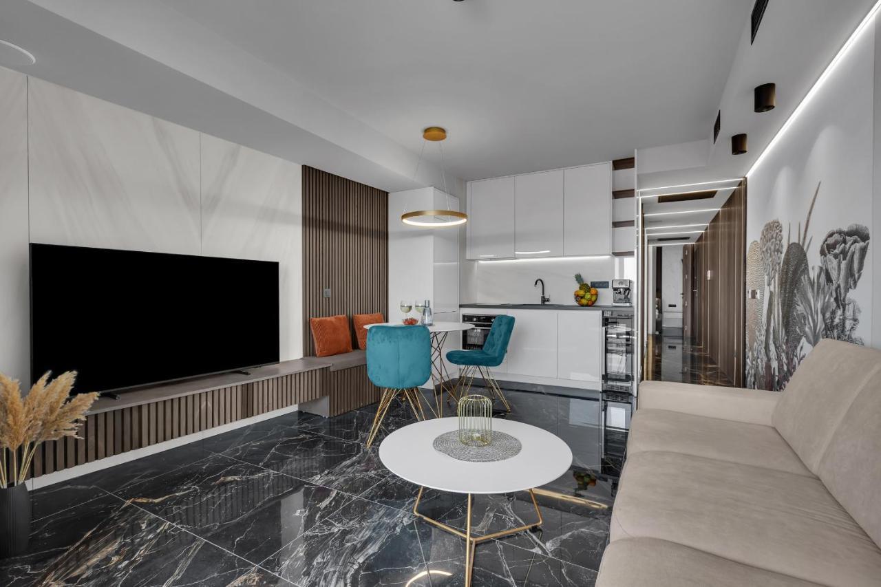 Lux Apartment Dolce Vita - Private Hottub Макарска Экстерьер фото