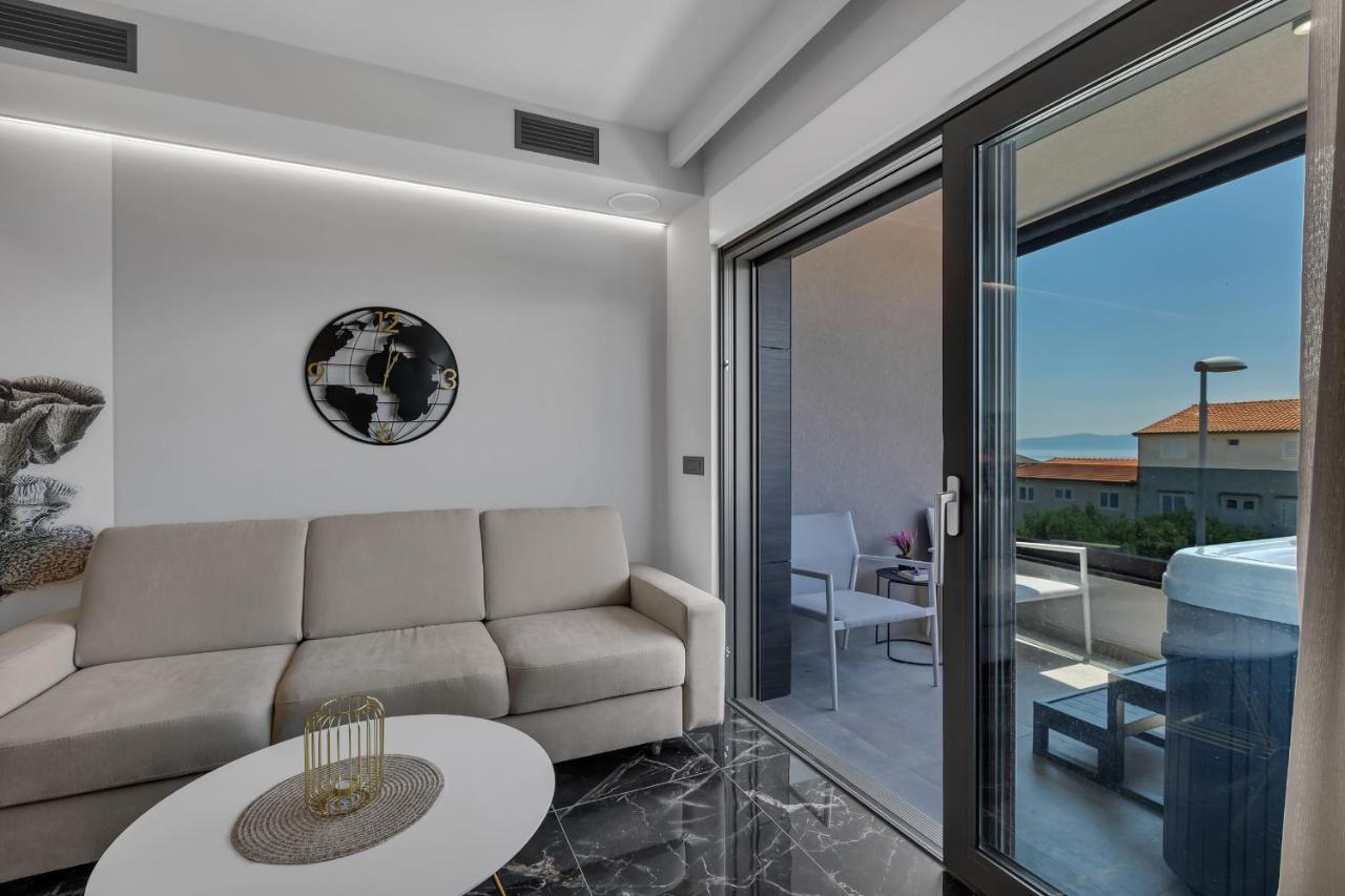 Lux Apartment Dolce Vita - Private Hottub Макарска Экстерьер фото